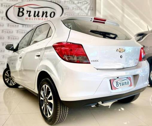 CHEVROLET ONIX 1.4 MPFI LTZ 8V FLEX 4P AUTOMÁTICO